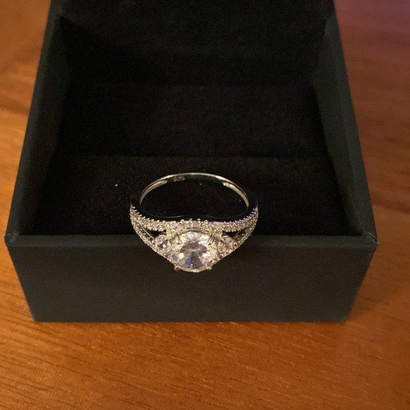 Charmed Aroma Rings - Picture 3 of 5